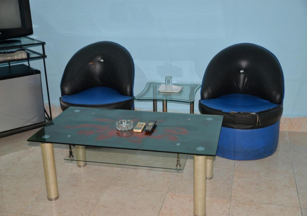 Step Inn Hotel Sukkur ภายนอก รูปภาพ